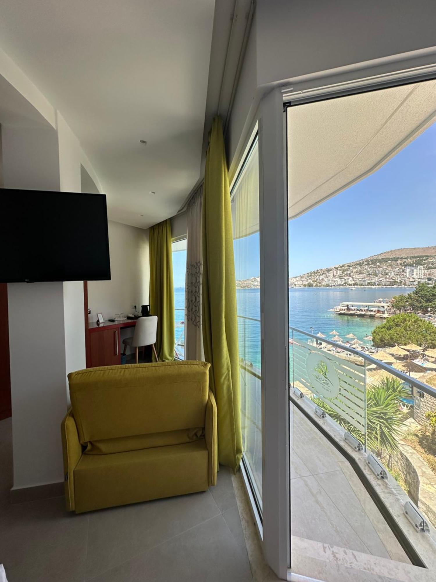 Hotel Delfini Saranda Zewnętrze zdjęcie