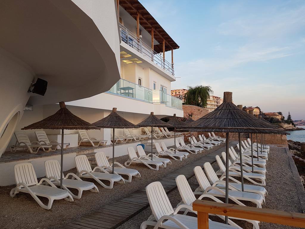 Hotel Delfini Saranda Zewnętrze zdjęcie