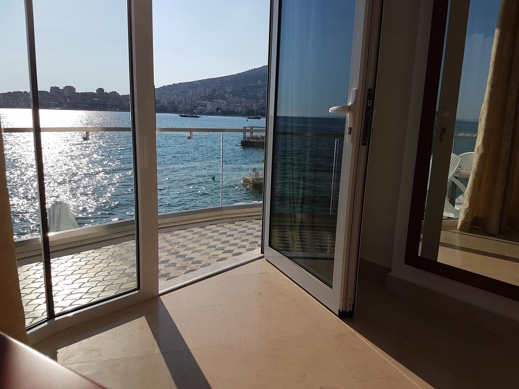 Hotel Delfini Saranda Zewnętrze zdjęcie
