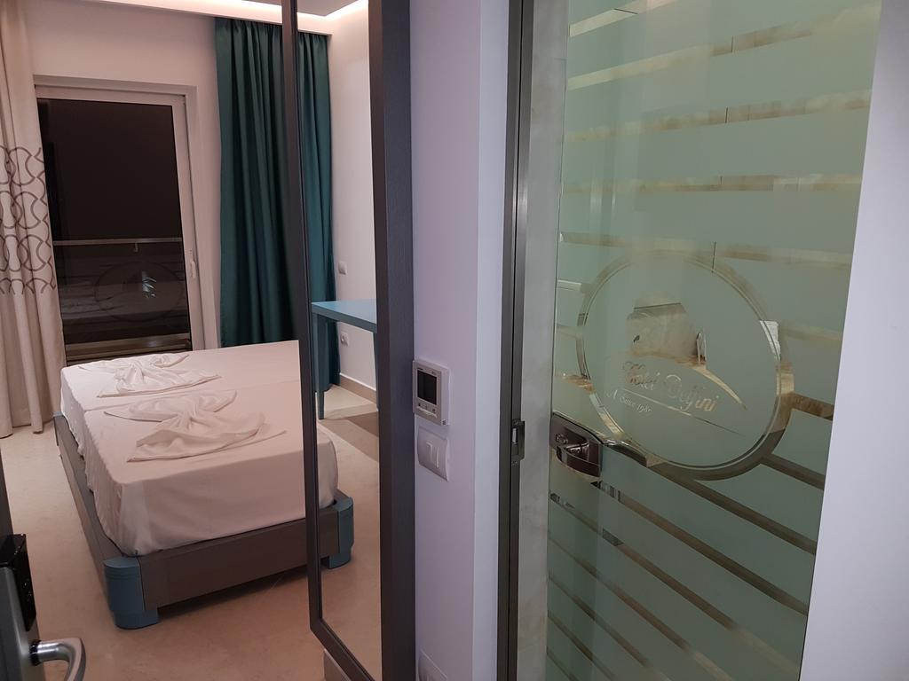 Hotel Delfini Saranda Zewnętrze zdjęcie