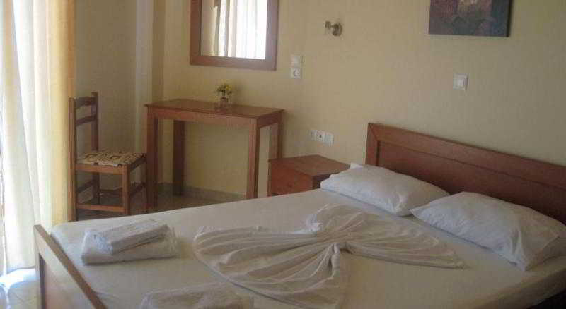 Hotel Delfini Saranda Zewnętrze zdjęcie